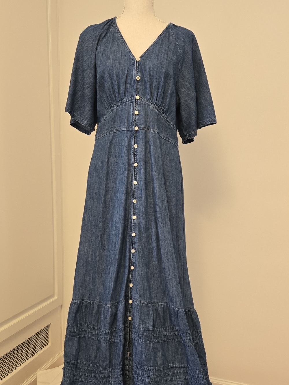NWT GAP Flutter Sleeve Tiered Maxi Dress- Denim - Picture 2 of 10